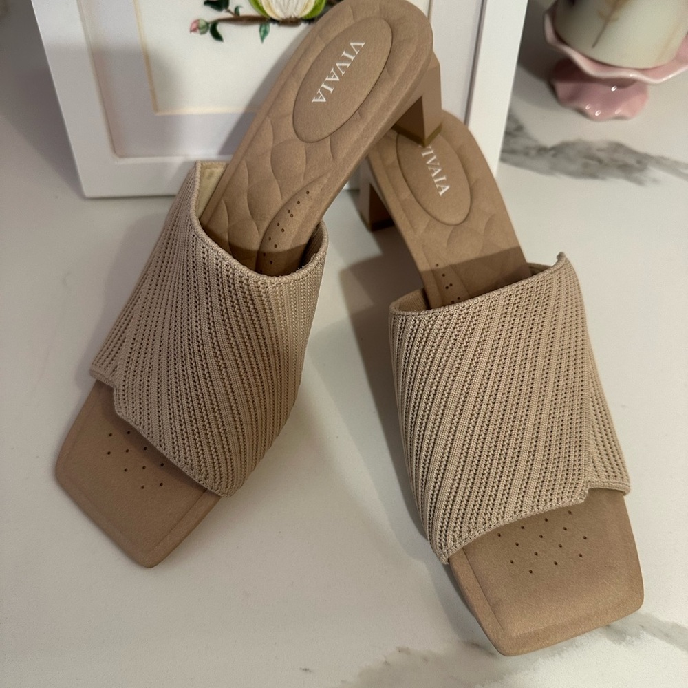 VIVAIA Women’s Beige Knit Mule Heels